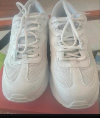 Zapatillas Puma Blancas