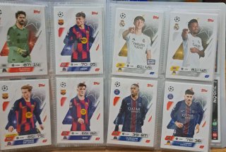 Cartas Match Attax Kylian Mbappé y Erling Haaland