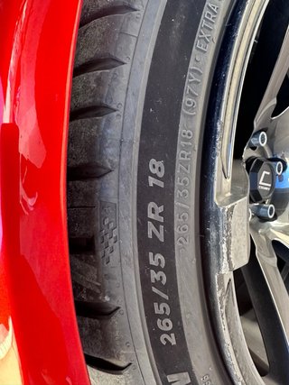 Llantas Cosmis Racing S1 5x120 con neumatico