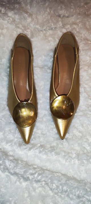 Zapatos dorados Talla 38/39