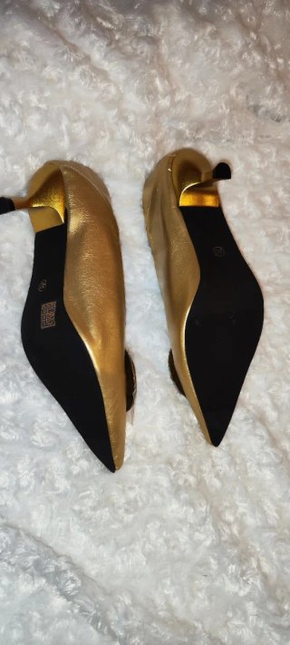 Zapatos dorados Talla 38/39