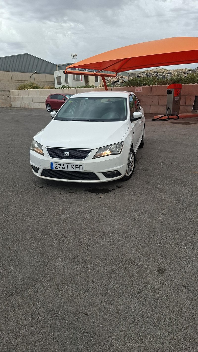 SEAT Toledo 2017 - foto 1