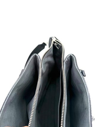 Bolso Louis Vuitton Phoenix Negro