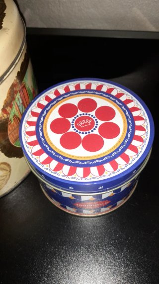 Lotto 2 scatole latta vintage Doria e Tummimello