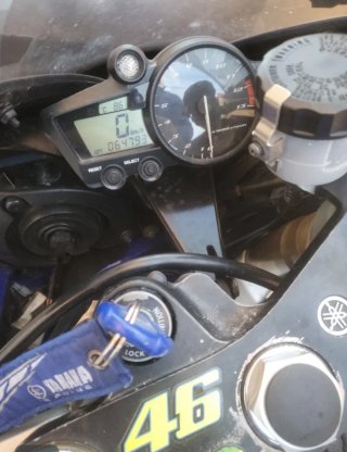 Yamaha R1 - Muy cuidada