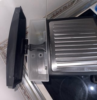 Cafetera Solac Express 19 Bares con vaporizador.
