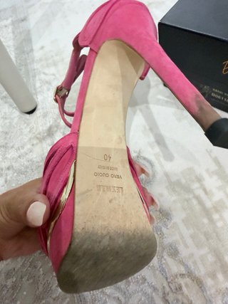 Sandalias le silla Rosa y Doradas