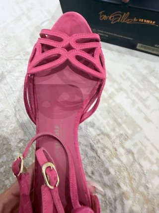 Sandalias le silla Rosa y Doradas