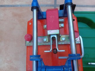 Máquina de cortar azulejos y pavimentos