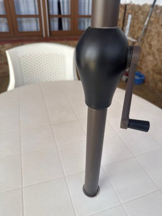 Mesa y 4 Sillas Terraza con gran parasol premium