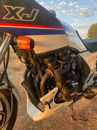Yamaha XJ600 Plata/Blanco
