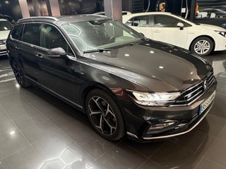 Volkswagen Passat 2024