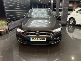 Volkswagen Passat 2024