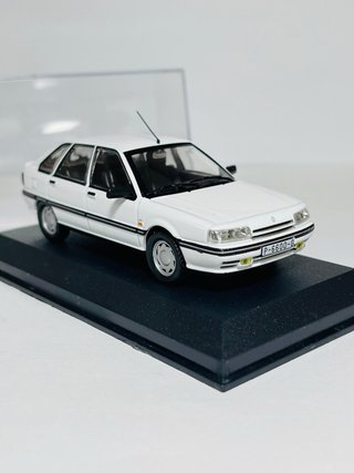 Renault 21 GTX (1990) 1/43