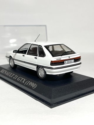 Renault 21 GTX (1990) 1/43
