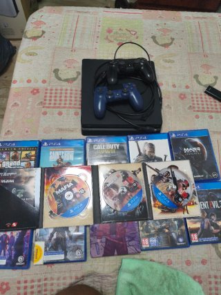 PS4 (PlayStation 4) + 1 Mando + 13 Juegos