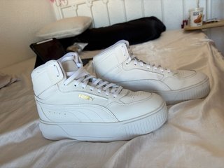 Zapatillas Puma altas blancas
