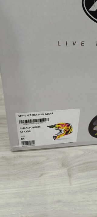 Casco Airoh Strycker