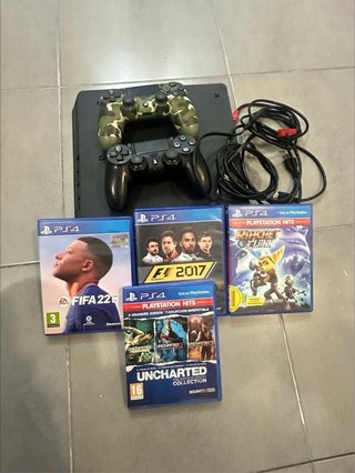 PlayStation 4 Slim Negra