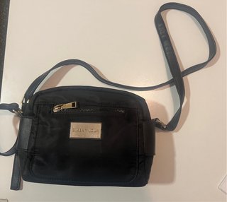 Bolso bandolera estilo Bimba y Lola negro