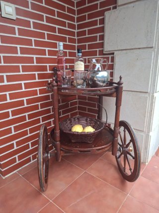 Camarera Vintage Madera y Metal