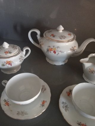 Pregiata porcellana vintage servizio da tè