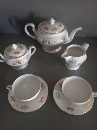 Pregiata porcellana vintage servizio da tè