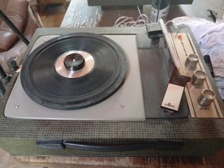 Tocadiscos Invicta
