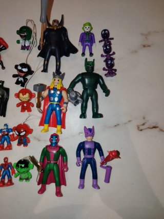 Muñecos de acción varios