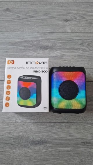 Altavoz Portátil LED Innova - PRECIO NEGOCIABLE