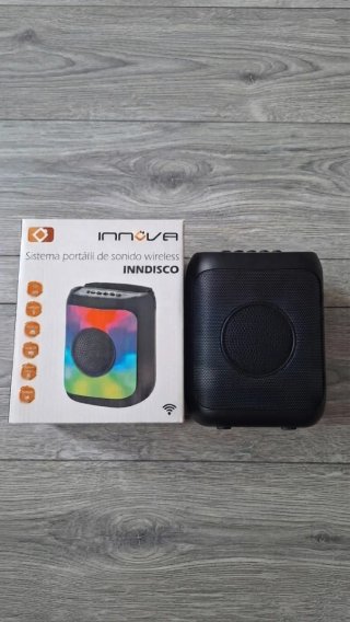 Altavoz Portátil LED Innova - PRECIO NEGOCIABLE