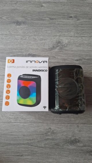 Altavoz Portátil LED Innova - PRECIO NEGOCIABLE