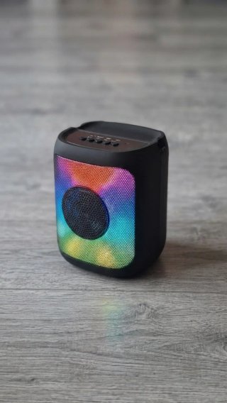 Altavoz Portátil LED Innova - PRECIO NEGOCIABLE