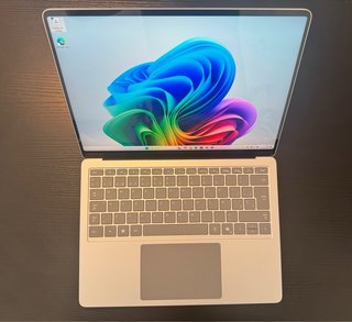 Portatile Microsoft Surface Laptop Copilot+ 13,8 16G