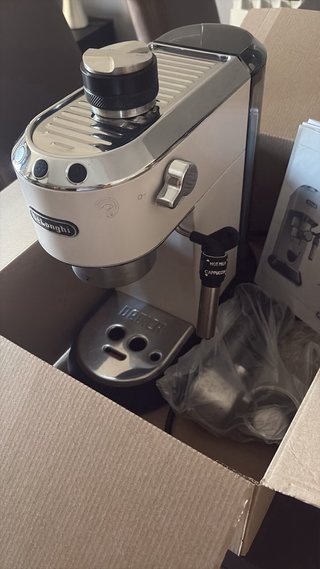 Cafetera Delonghi Blanca
