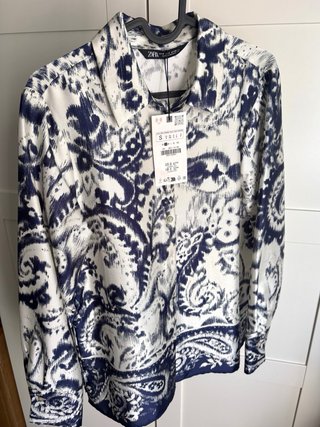 Camisa Zara Estampada Elegante Talla S