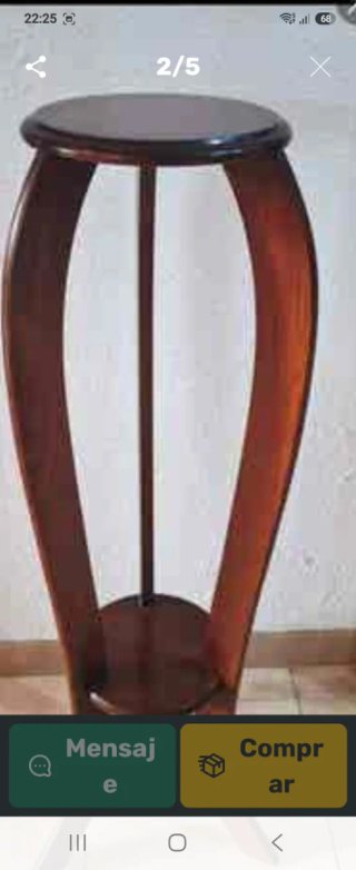 Pedestal de madera noble para figuras