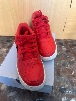 Nike Air Force 1 Rojas Talla 38