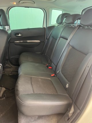 Peugeot 3008 HDI 🟡 B
