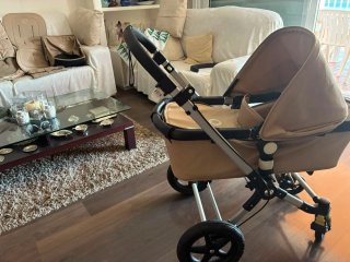 Coche  y silla Bugaboo  convertible completo