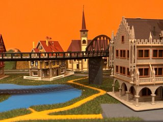 Maqueta de tren electrico, 88×182 cm, Escala 2N