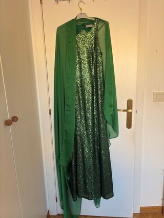 Vestido verde lentejuelas Javier Simorra + foulard