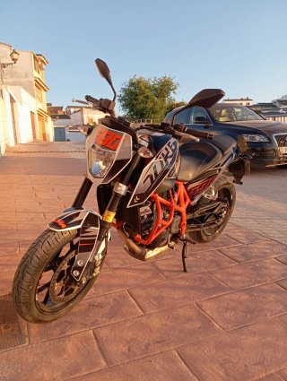KTM 690 Duke Naked