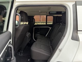 Land Rover Defender 2020