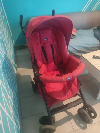 Carro de bebé Chicco completo rojo