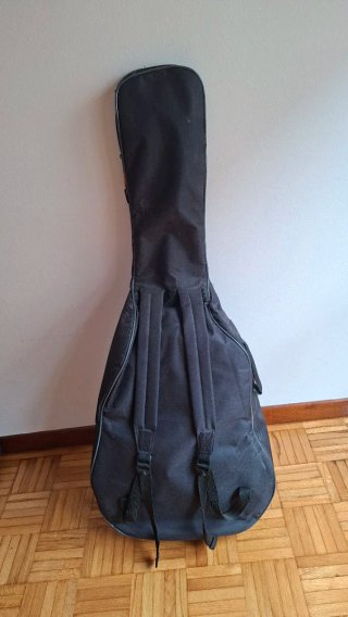 Guitarra Clásica Negra