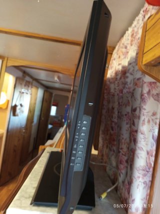 Televisor LG 32LC45