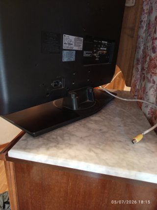 Televisor LG 32LC45