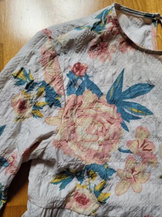 Vestido Zara floral mini