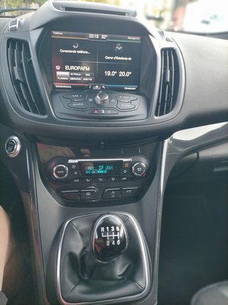 Ford Kuga 2016